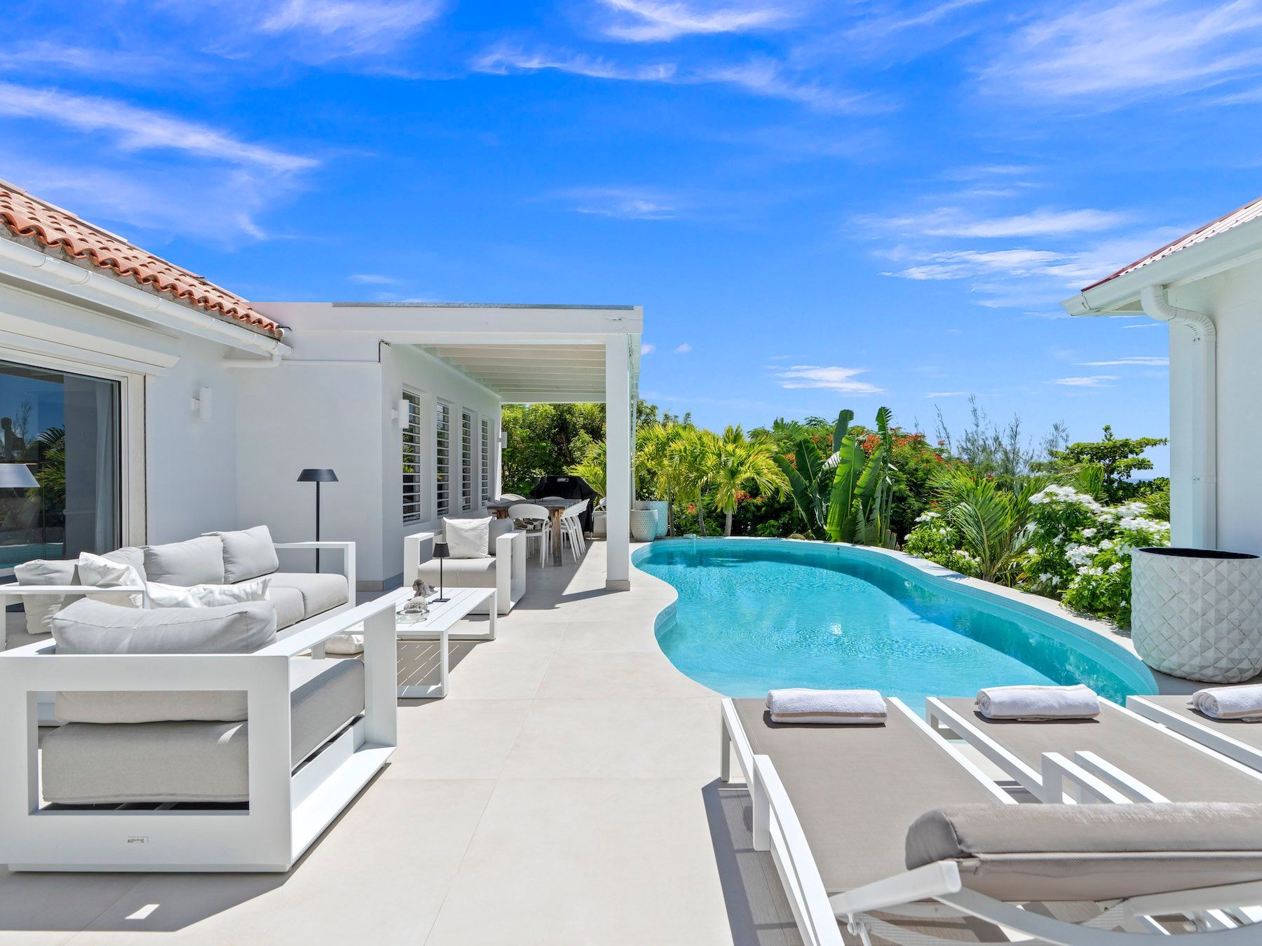 Bright Waters villa photo.